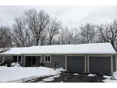 7 Walden Pond Dr, Nashua, NH 03064 - photo 2