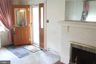 3135 Northway Dr, Parkville, MD 21234 - photo 3