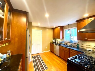 24 Arbor Dr, Shrewsbury, MA 01545 - photo 5