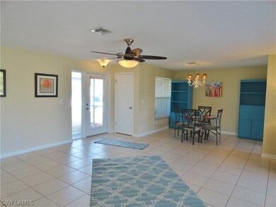 Looking to front screened entry.