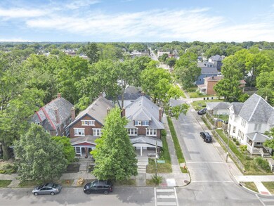 1469-1471 Bryden Rd.
