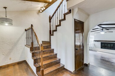 305 Quail Crest Dr, Bedford, TX 76021 - photo 5