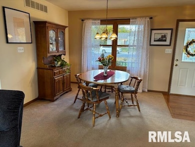 710 W Dean St, Virden, IL 62690 - photo 6