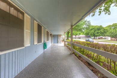 Huge front porch, nice for relaxing