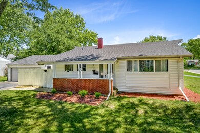 100 Pecos Cir, Carpentersville, IL 60110 - photo 7