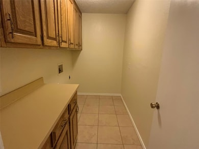 234 Mountainview Dr, Hurst, TX 76054 - photo 5