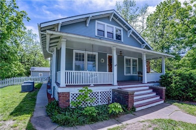 907 W 6th St, Lawrence, KS 66044 - photo 3