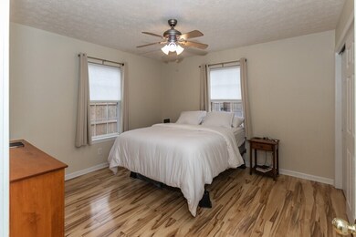 1434 W Daniel Dr, Greensburg, IN 47240 - photo 6