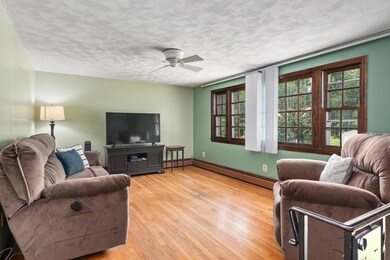 15 Westgate Rd, Derry, NH 03038 - photo 4