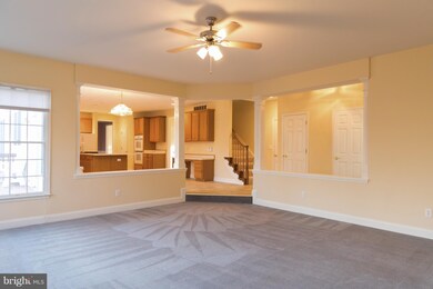 300 Broad Creek Dr, Annapolis, MD 21401 - photo 5