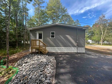 137 Salmon Falls Rd, Rochester, NH 03868 - photo 2
