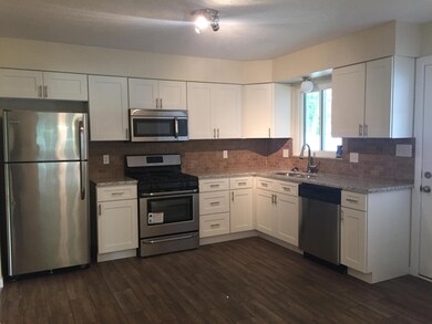 NEWLY REMODELED KITCHEN