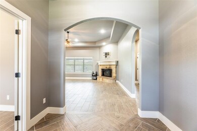 136 Cottongame Dr, Weatherford, TX 76088 - photo 4