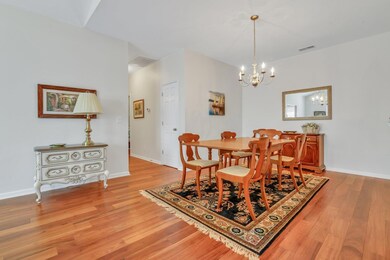 1509 Royal Colony