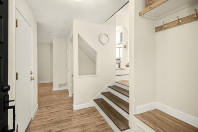 604 Iona Ln, Saint Paul, MN 55113 - photo 4