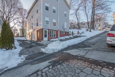 23 Sigourney St, Worcester, MA 01605 - photo 4