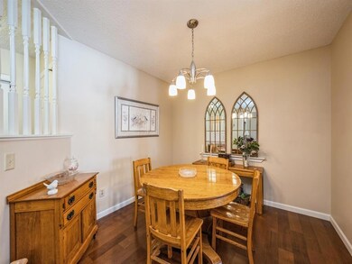Formal Dining
