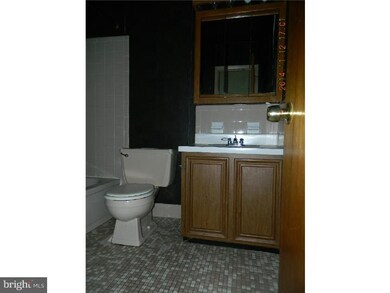 131 Glenn Oak Rd, Norristown, PA 19403 - photo 7