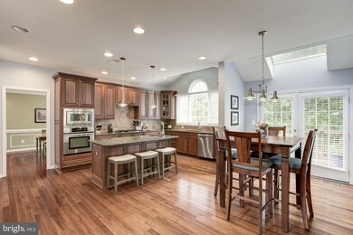 25367 Justice Dr, Chantilly, VA 20152 - photo 6