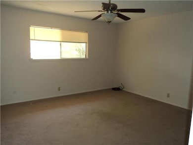 15324 Mineral Ct, Horizon City, TX 79928 - photo 2