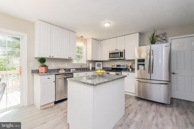 297 Warner Ln, Hedgesville, WV 25427 - photo 4