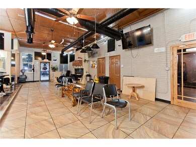 423 5th St NW, Cedar Rapids, IA 52405 - photo 5