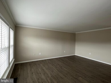 406 Hupps Hill Ct, Strasburg, VA 22657 - photo 6