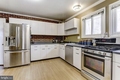 6909 Fort Hunt Rd, Alexandria, VA 22307 - photo 4