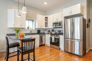 518 Main St unit 1, Medford, MA 02155 - photo 2