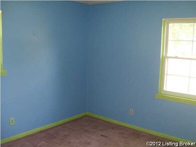 7909 Grenelle Dr, Louisville, KY 40228 - photo 6