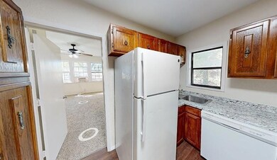 224 W Hull St unit B, Denison, TX 75020 - photo 2