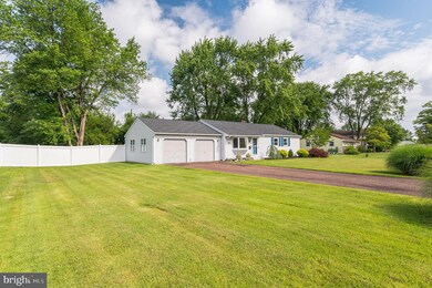 666 Mason Dr, Warminster, PA 18974 - photo 2