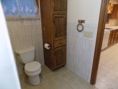 24 Wareham St unit R, Medford, MA 02155 - photo 5