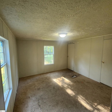 358 Goldsmith Rd, Simpsonville, SC 29681 - photo 7