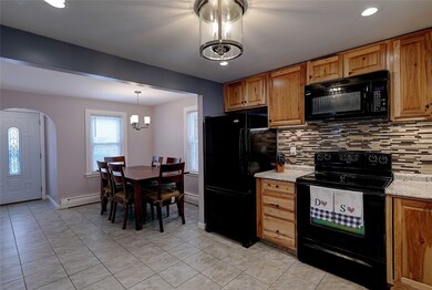 80 Revere Ave, West Warwick, RI 02893 - photo 5