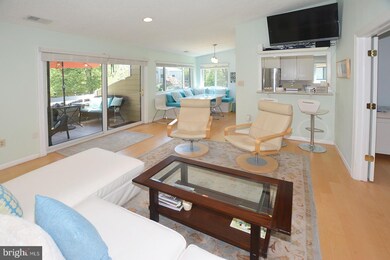 1927B Villaridge Dr, Reston, VA 20191 - photo 6