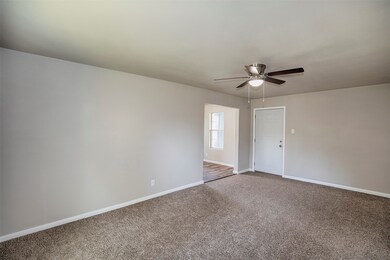 7208 S Hall St, Houston, TX 77028 - photo 7