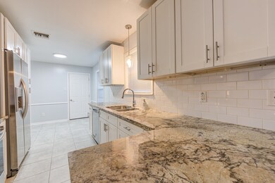 7130 Carvel Ln, Houston, TX 77074 - photo 6