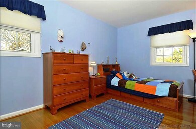 4402 Bestor Dr, Rockville, MD 20853 - photo 5