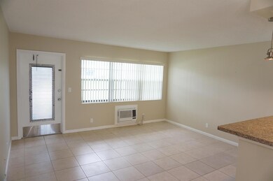 226 Sheffield J, West Palm Beach, FL 33417 - photo 5