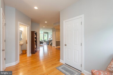 24 Sandy Run Cir, Fort Washington, PA 19034 - photo 3