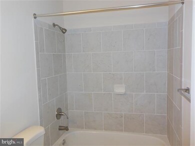 19126 Partridge Wood Dr, Germantown, MD 20874 - photo 3