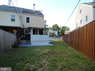 2207 Dartmouth Dr, Alexandria, VA 22307 - photo 3