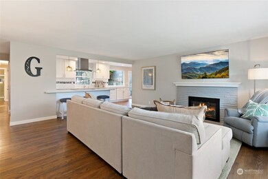 8205 208th St SW, Edmonds, WA 98026 - photo 6