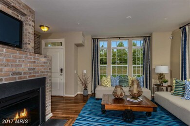 43503 Town Gate Square, Chantilly, VA 20152 - photo 5