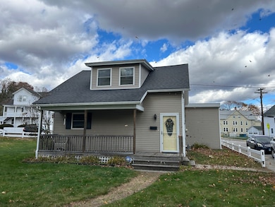 163 Hickory St, Norwich, CT 06360 - photo 2