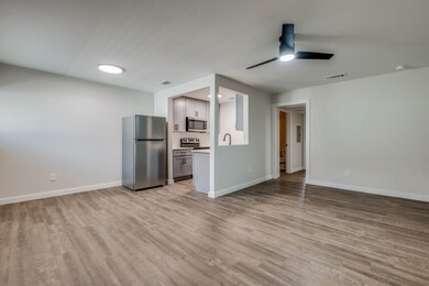 5909 Gaston Ave unit 207, Dallas, TX 75214 - photo 2