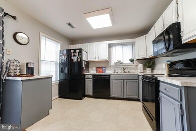 23145 Pine Bark Ln, California, MD 20619 - photo 6