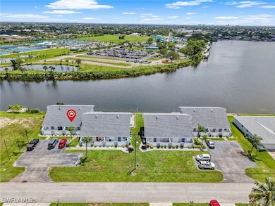 621 SW 3rd Ct unit 102, Cape Coral, FL 33991 - photo 4