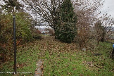 342 N Everett Ave, Scranton, PA 18504 - photo 3